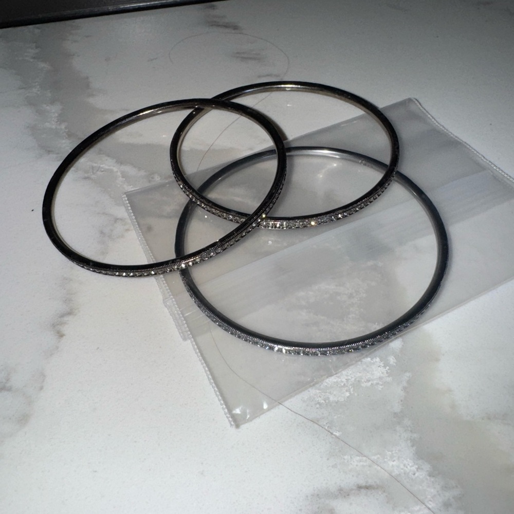 Nadri Gunmetal Bangle Bracelet Set of 3 - 1 new